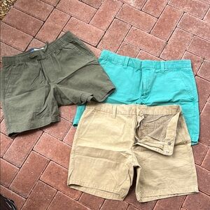 GAP Men's Flat Front Shorts in Olive, Aqua, and Khaki BUNDLE OF 3